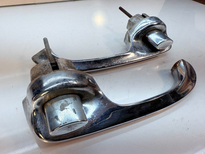 OEM PAIR GM 1960 Chevrolet Impala Belair PASSENGER DRIVER 4305246 4305247 B60-56
