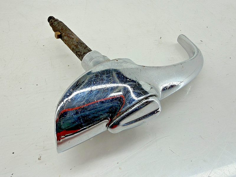 Vintage 1942 - 1946 1947 Chevrolet Aero Rear Trunk Handle Pontiac Chevy C34-48