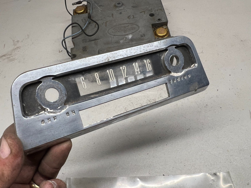 1961 1962 61 62 Lincoln Continental Thunderbird Ford AM Radio
