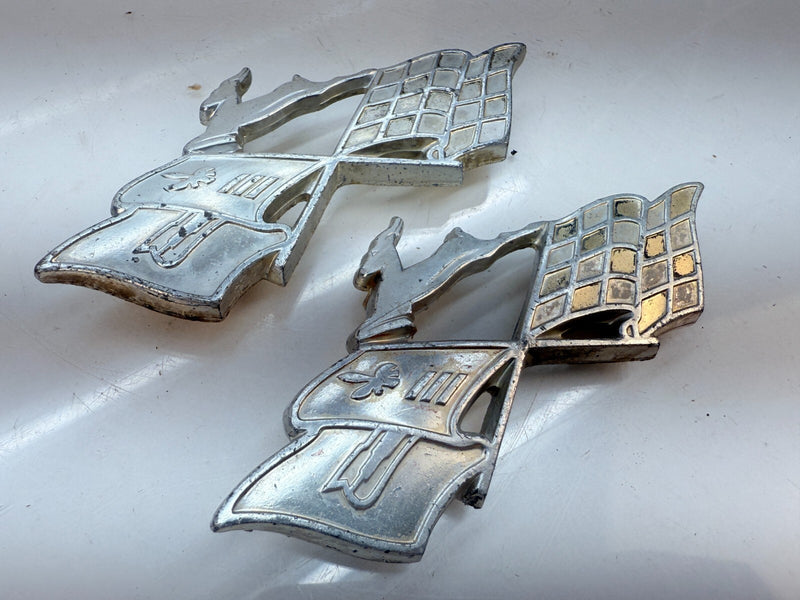 Original 1960 Impala Pair Impala X Cross Flags Quarter Emblem Badges 60 B32-310