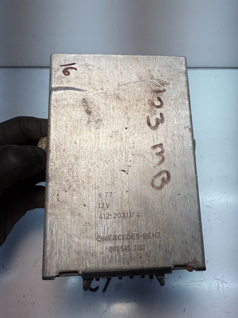 OEM 1974-80 Mercedes Cruise Control Amplifier Module 280SE 300SD R126 C7-16