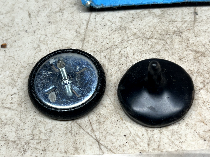 NOS 1975 1976 LINCOLN CONTINENTAL TOWN CAR SEAT UPHOLSTERY BUTTON BLACK B29-86