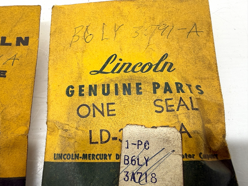 NOS 1956 - 1958 Lincoln Continental Steering Gear Housing Oil Seal B6LY-3591-A