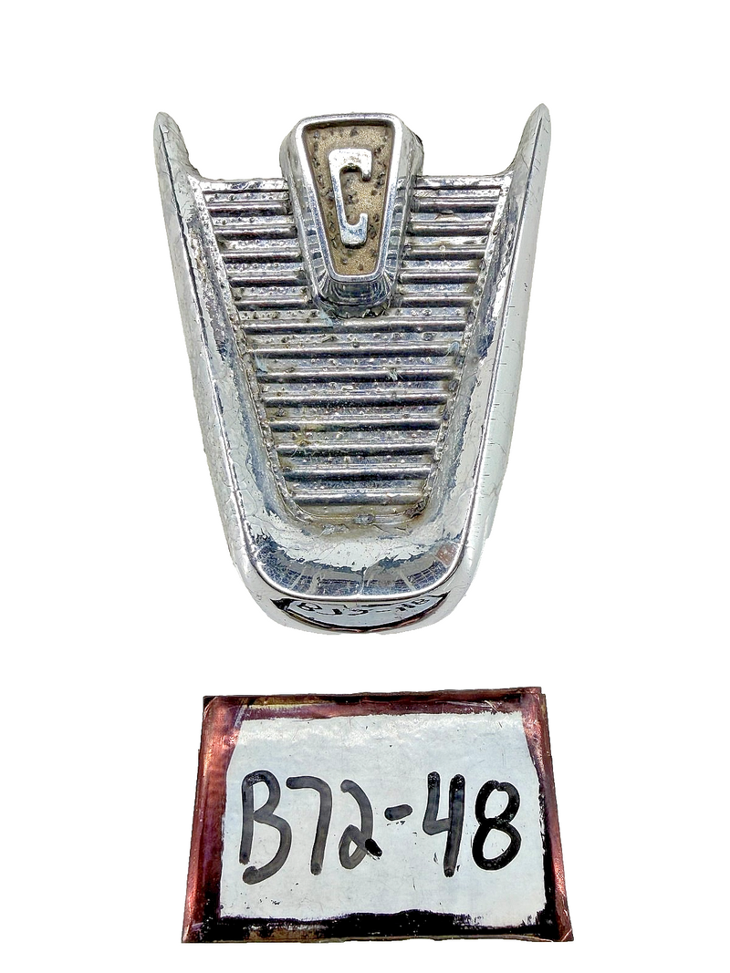 RARE OEM 1961 MERCURY COMET REAR TRUNK LATCH EMBLEM ORNAMENT C1GB6245525A B72-48