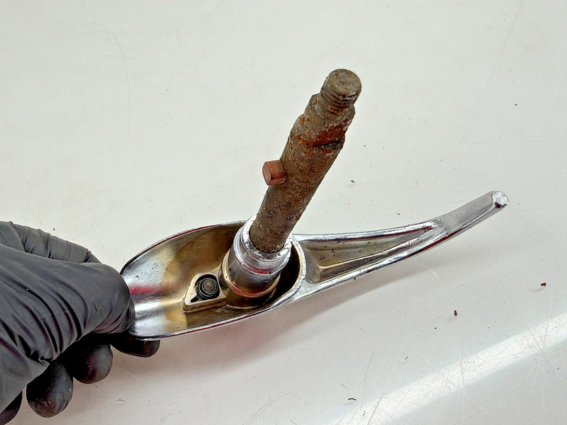 Vintage 1942 - 1946 1947 Chevrolet Aero Rear Trunk Handle Pontiac Chevy C34-49