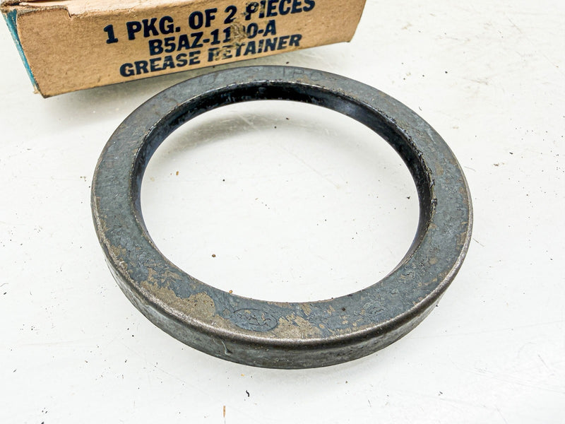 1965 - 1969 FORD MUSTANG FAIRLANE FALCON FRONT WHEEL HUB GREASE SEAL B5AZ C78-46