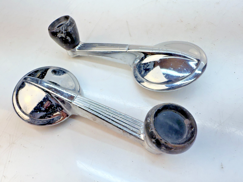 1949 - 1962 Chevy Corvette Bel Air Impala PAIR Door Window Crank Handle B79-42