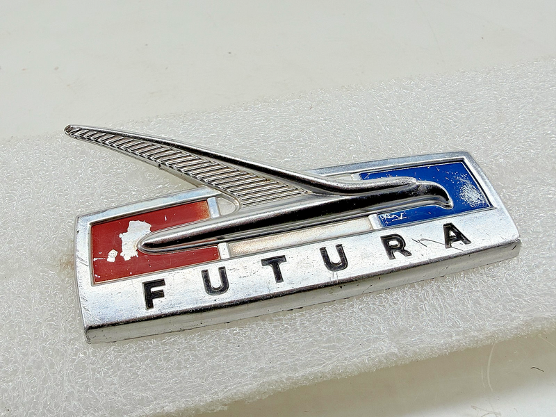 OEM 1964 1965 FORD FUTURA EMBLEM C5DB-16098-B E9-2