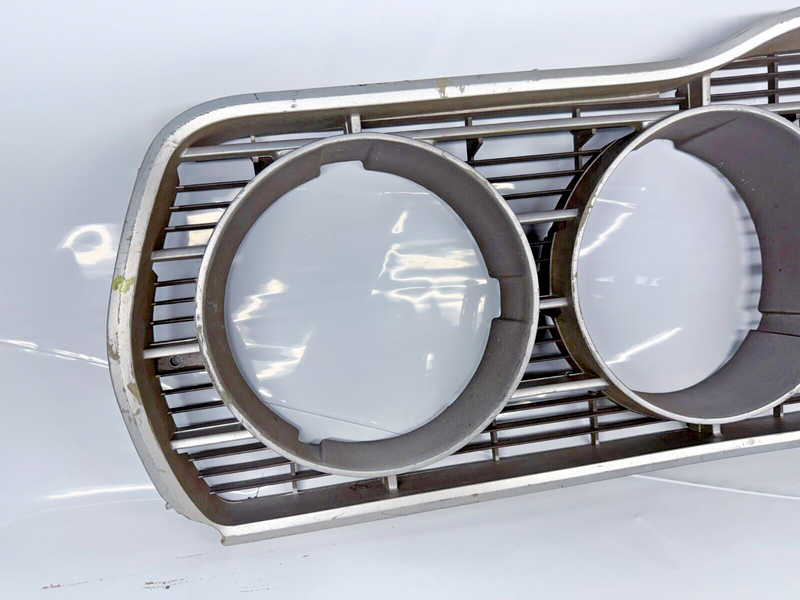 OEM 1973 - 1974 Ford Torino (BASE) Ranchero Grille D3OB-8150-AA 73 74 U5B-2