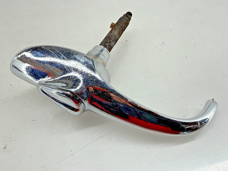 Vintage 1942 - 1946 1947 Chevrolet Aero Rear Trunk Handle Pontiac Chevy C34-48