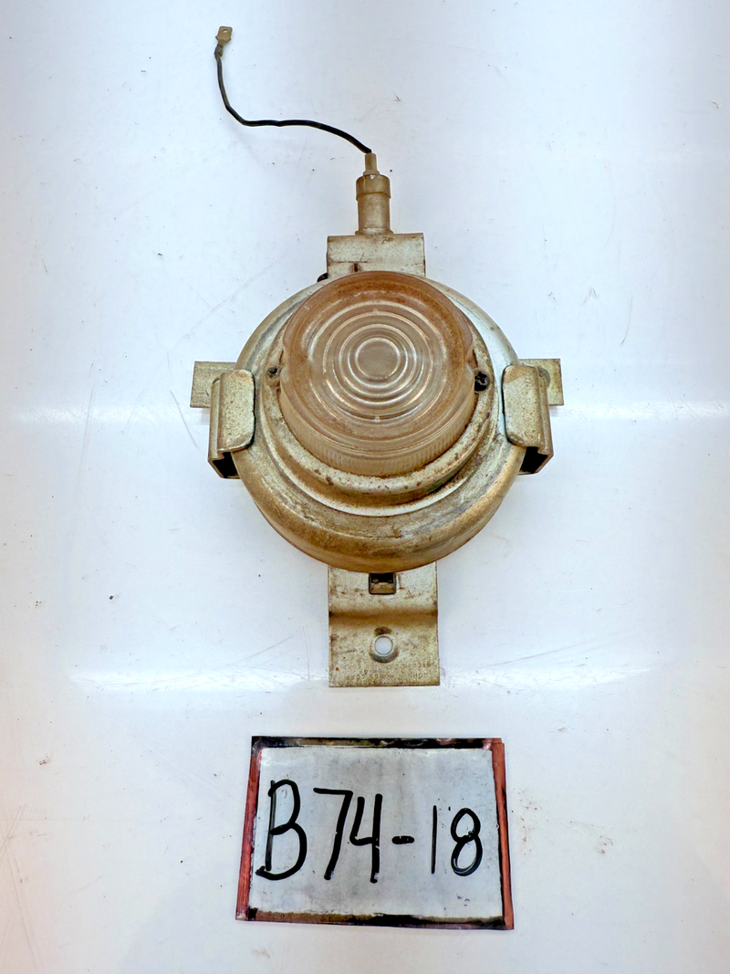 OEM 1961 - 1969 CHEVY PONTIAC OLDSMOBILE Under Hood Lamp 532017 328944 B74-18