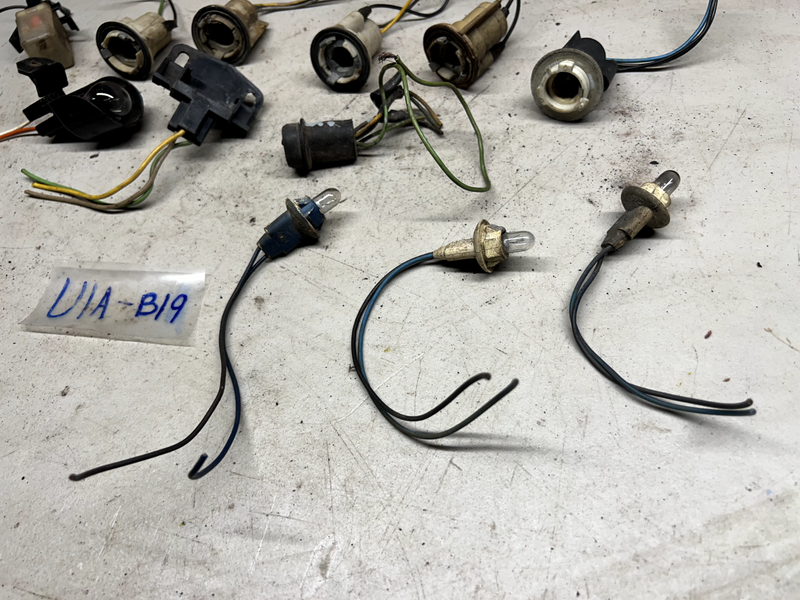 1973-1987 CHEVROLET C10 K10 K5 **LOT Random** SWITCH PIGTAIL WIRE END CAMARO B19