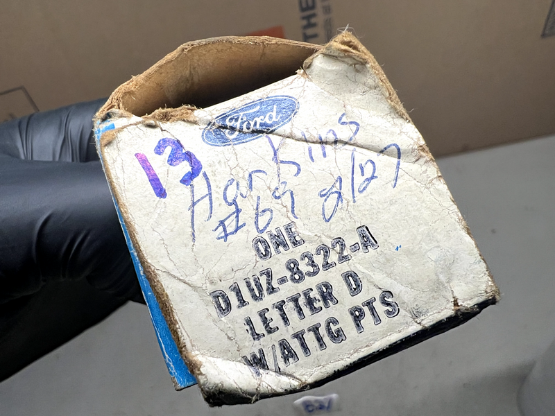 NOS 1971 -1974 FORD ECONOLINE CLUB WAGON RADIATOR GRILLE LETTER "D" NEW B26-13