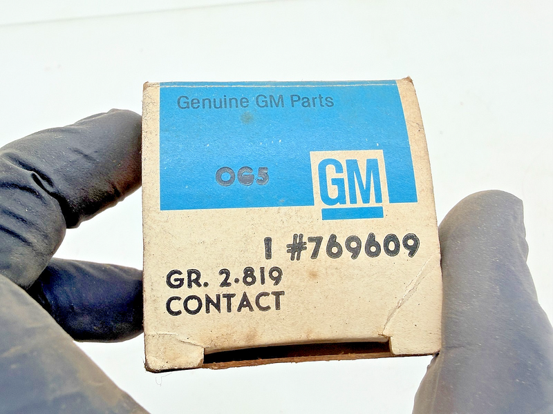 NOS 1963 - 1966 Chevrolet Corvette Impala Bel Air Horn Contact 769609 C71-63