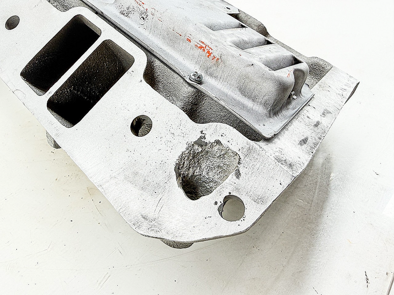Edelbrock R4B Jeep AMC 304 360 390 401 1966 - 69 V8 Aluminum Intake Manifold M-8