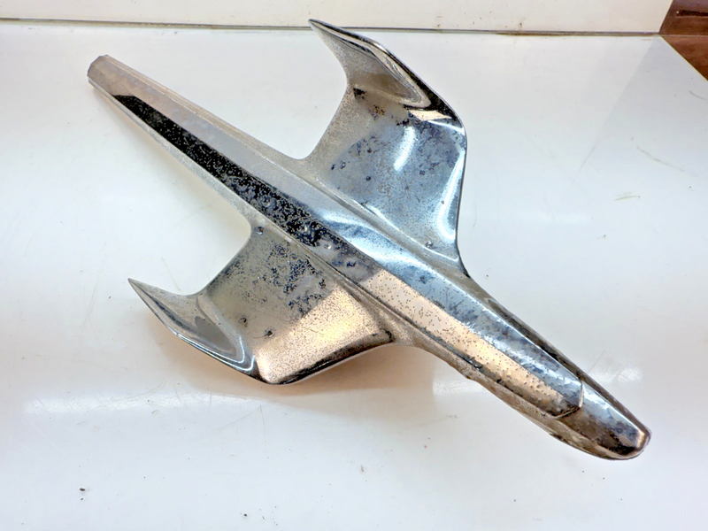 Vintage Original 1954 Chevrolet Chevy Belair Chrome Hood Ornament 3705035 B4-11