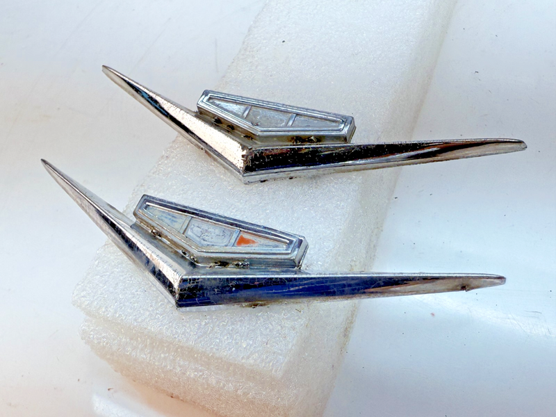 OEM 1962 1963 1964 Chevrolet IMPALA PAIR Chrome V Fender Emblem 3791999 E5-40