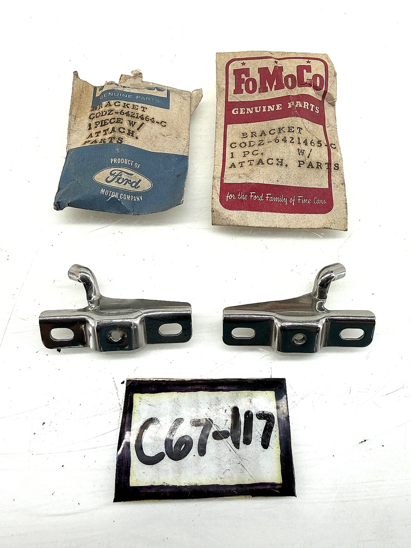 NOS 1960 - 1963 FORD FALCON VENT WINDOW PIVOT BRACKETS C0DZ-6421464-C C67-117