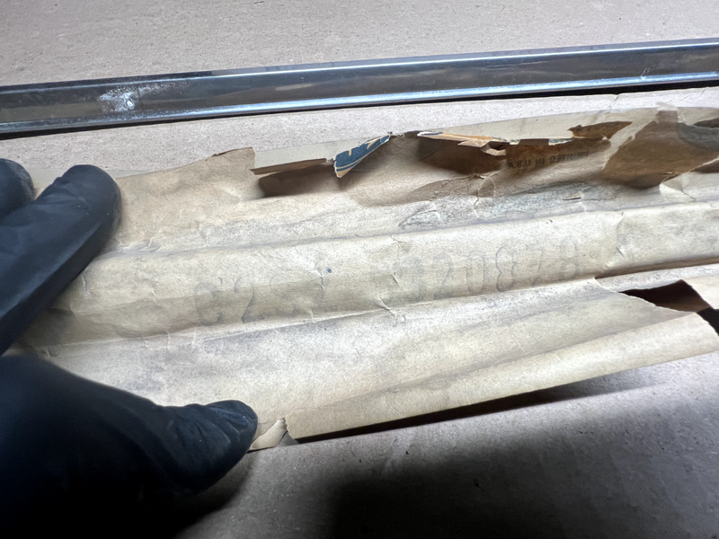 NOS 1961-1963 THUNDERBIRD SIDE TRIM MOULDING PAIR C2SZ-8320878-A 61 62 63 S1-7