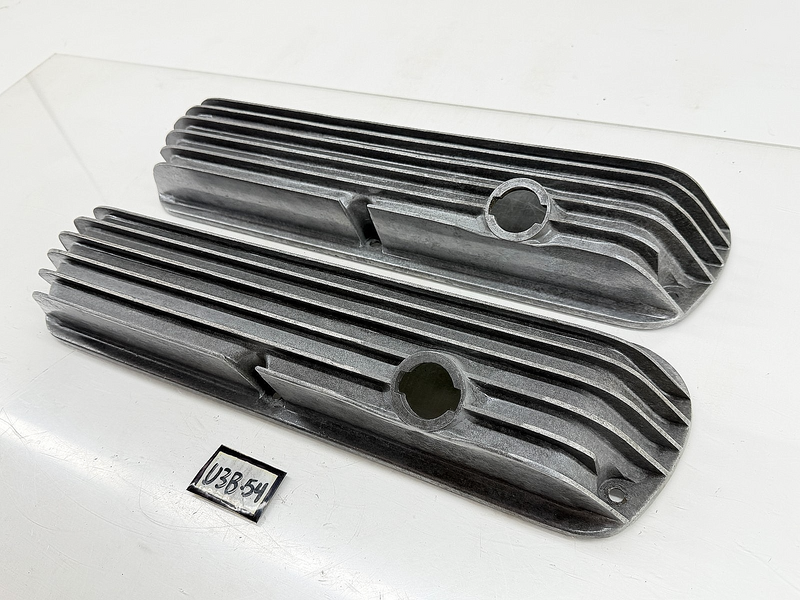 Cal Custom 40-1017 Finned Aluminum Valve Covers Ford SBF 260 289 302 351W U3B-54