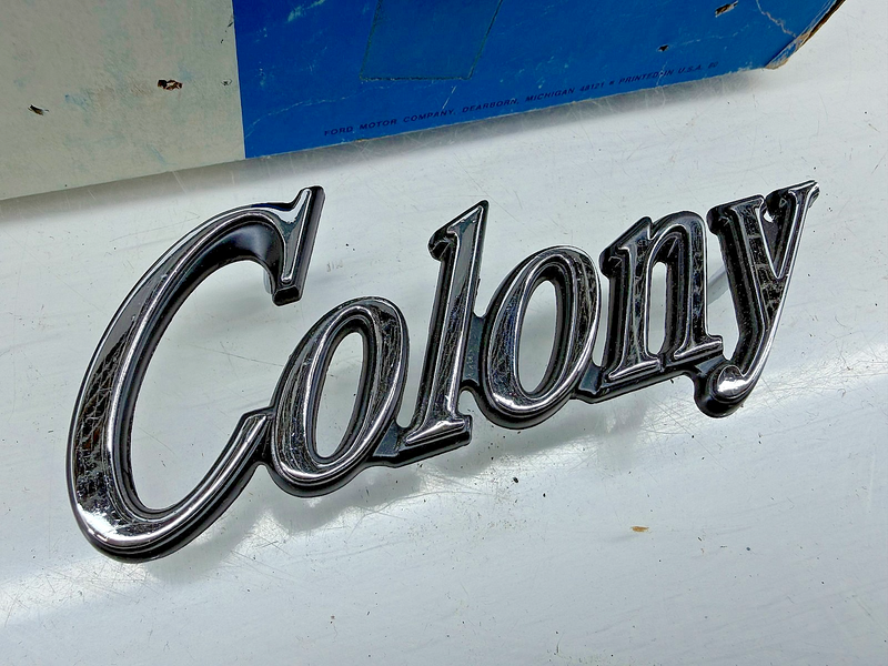 NOS 1973-1978 Mercury Colony Park Wagon Emblem Script D3MY-7125622-A FORD C56-22