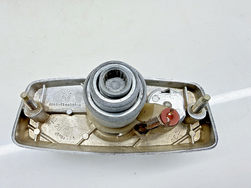 NOS 1969 - 1972 Ford Wagon Tailgate Window Crank Handle C9AB-7144042-A C52-17