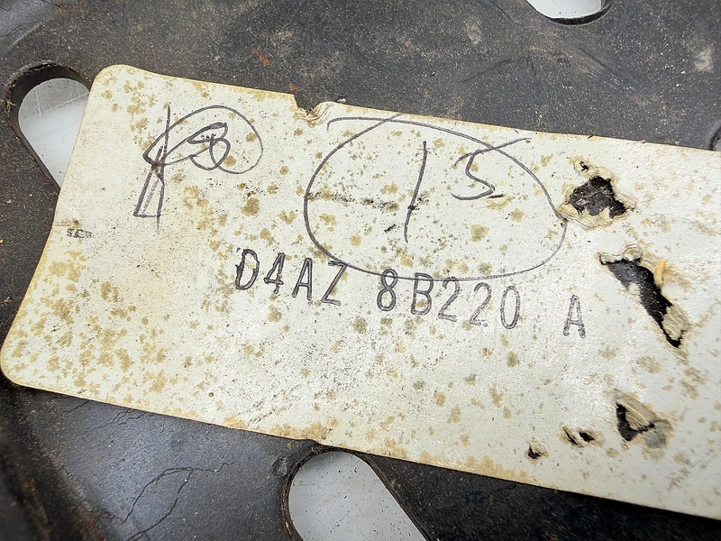 NOS 1974 Ford LTD Galaxie RH Radiator Side Extension D4AZ-8B220-A C58-16
