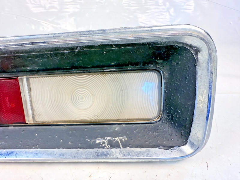 OEM 1967 1968 CHEVY CAMARO LEFT DRIVER SIDE TAIL LIGHT 5959299 LH B20-4