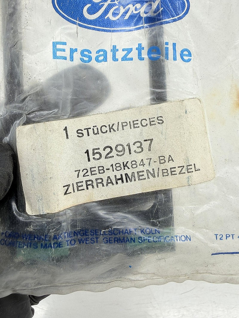NOS 1970s FORD EUROPE TAUNUS CORTINA BEZEL SEALED 72EB-18K847-BA C76-136