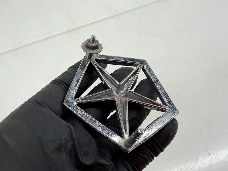 OEM 1981 - 1989 CHRYSLER DODGE PLYMOUTH PENTASTAR EMBLEM 63259 E7-113