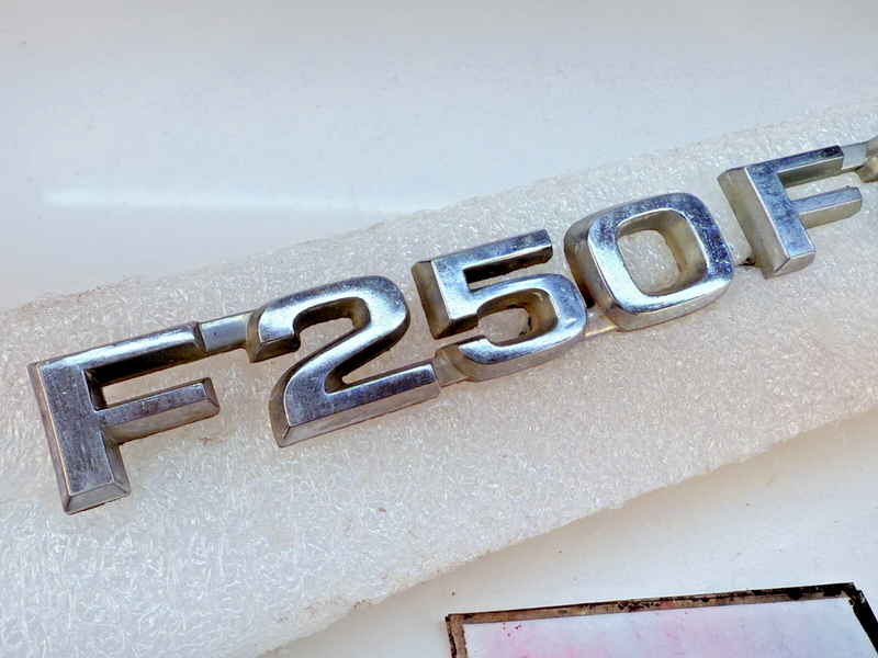 OEM 1980 1981 Ford Truck F250 Chrome Fender Emblems Badges Pair 80 81 B32-200