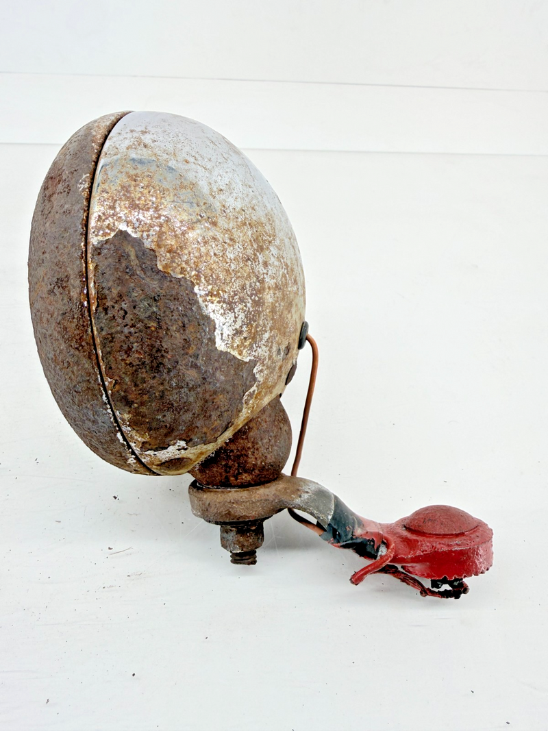 Vintage Auto LAMP  FOG Driving Light LAMP Model 15 Rat Rod C46-2