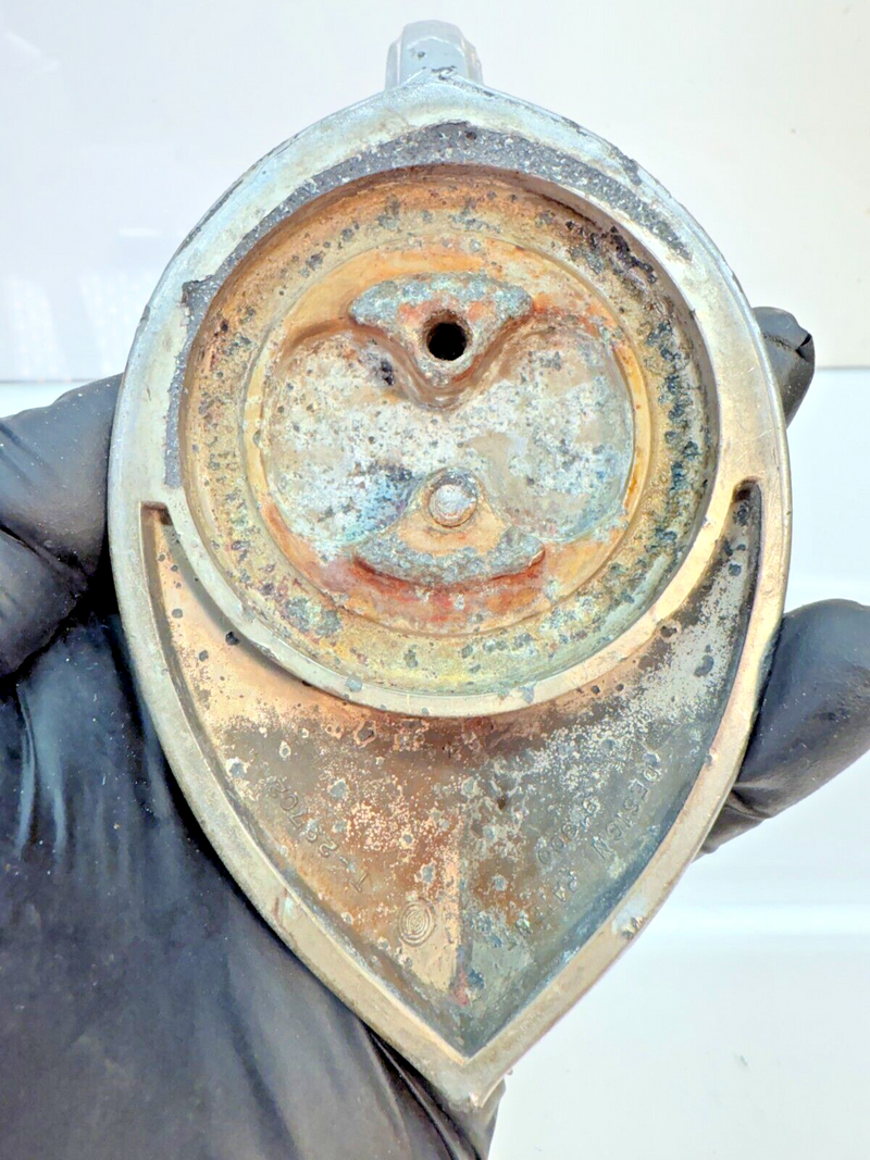 Vintage RARE OEM 1934 Chevrolet Phoenix Eagle Emblem Radiator Cap 34 C23-47