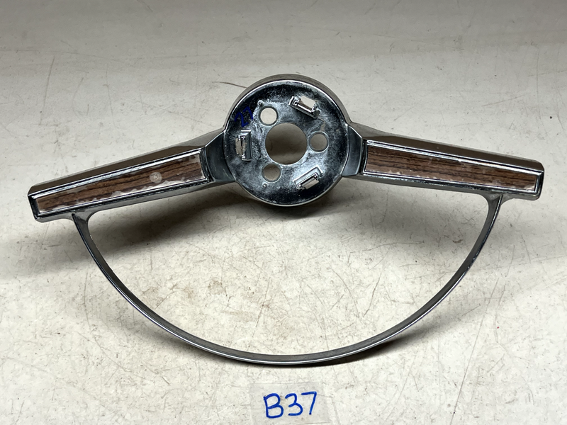 OEM 1965 1966 Chevy Impala Caprice Steering Wheel Horn Ring 3882985 65 66 B37-27