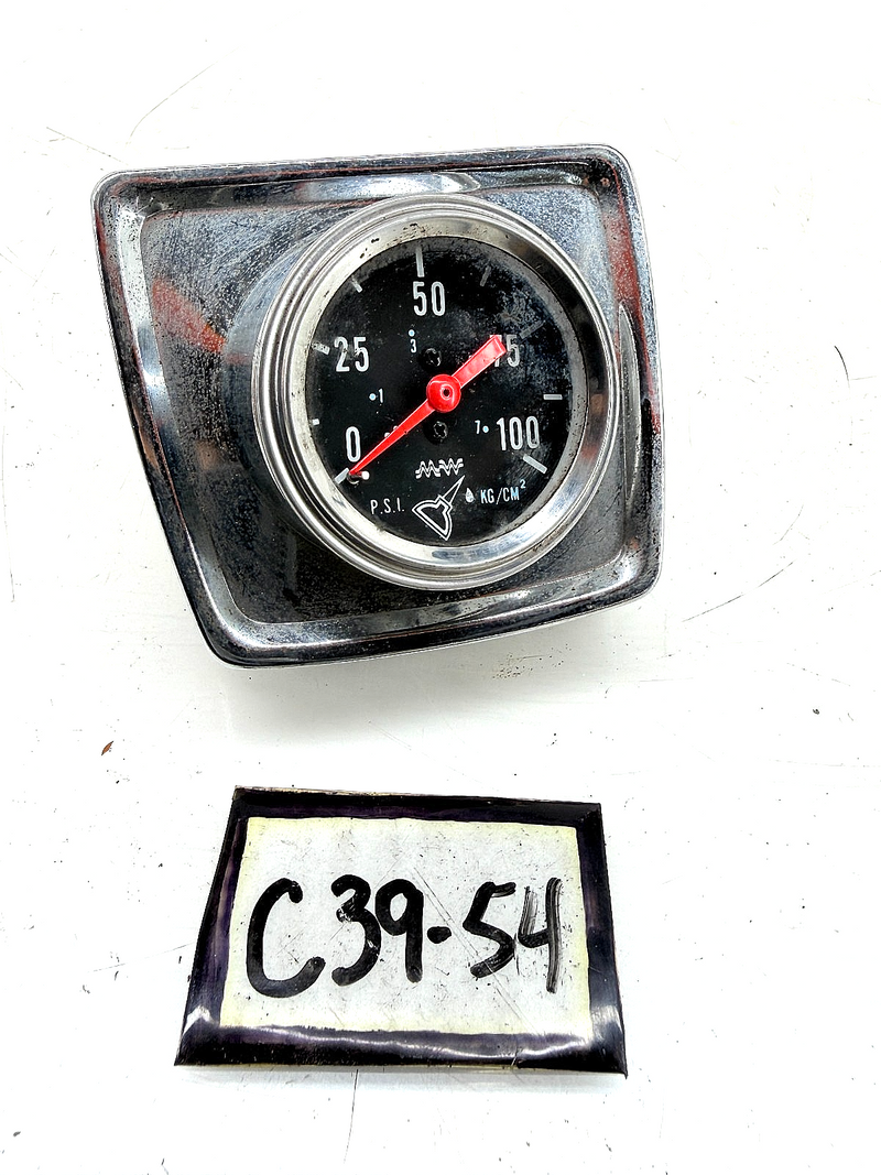 Vintage 1960s - 1970s Datsun Toyota JDM Oil Pressure Gauge 100 PSI KG/CM2 C39-54