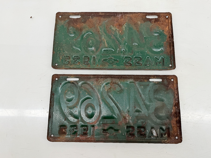 Orig. Paint PAIR 1933 34269 Massachusetts License Plate Sign MA 34.269 C76-9