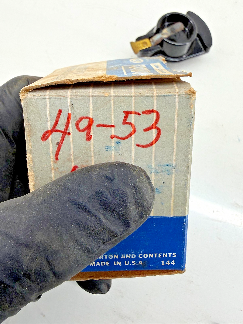 NOS 1949 - 1965 Ford Distributor Repair Kit Points Condenser A7A-12000-B C62-9