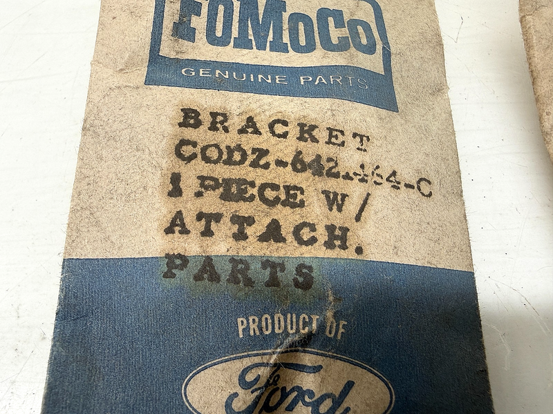 NOS 1960 - 1963 FORD FALCON VENT WINDOW PIVOT BRACKETS C0DZ-6421464-C C67-116