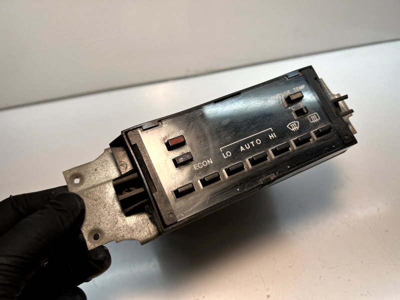 1984-88 Audi 5000 Temperature Climate Control Heat Temp AC Heater 16024679 C4-20