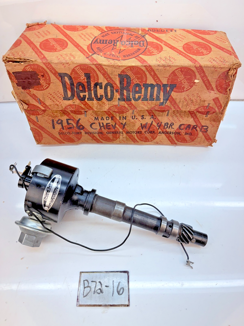 NOS 1958 1959 1960 1961 CHEVROLET CORVETTE DISTRIBUTOR Delco Remy 1110869 B72-16