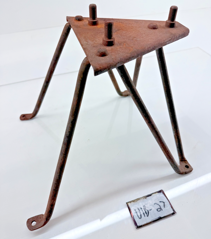 RARE OEM 1946 - 1964 WILLYS JEEP PICKUP TRUCK Spare Tire Mount Bracket U1B-27