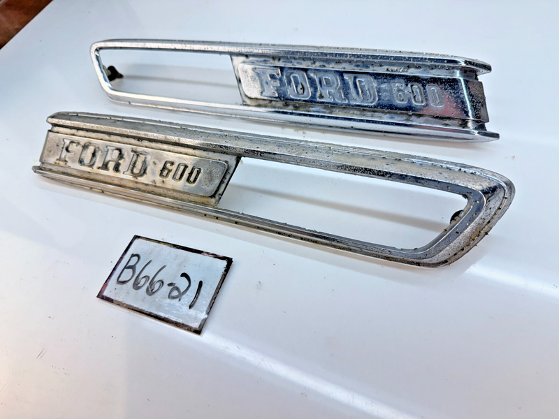 OEM 1968 - 1972 Ford Truck F-600 Hood Emblems Badge SET C8TB-16720-K B66-21