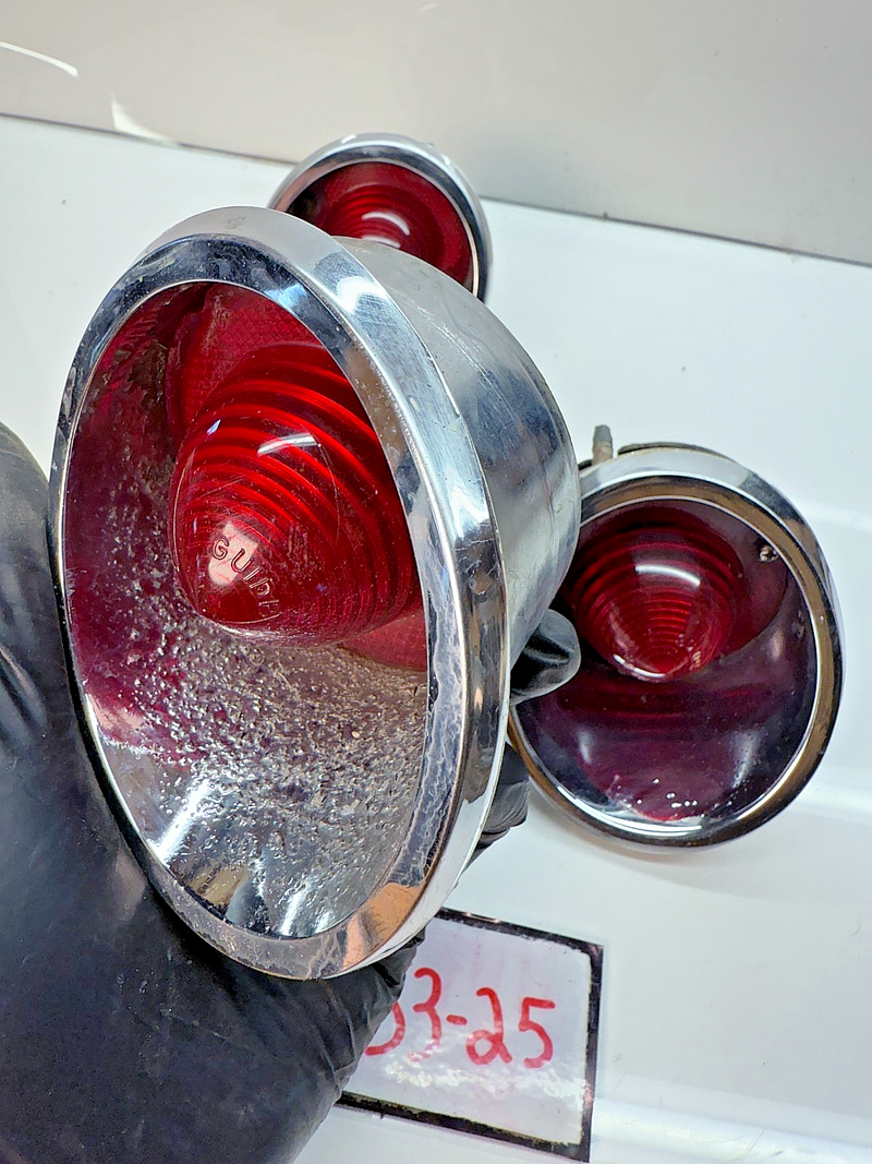 OEM 1963 – 1967 Corvette Tail Lamp Light Assembly Original GUIDE Set of 4 B53-25
