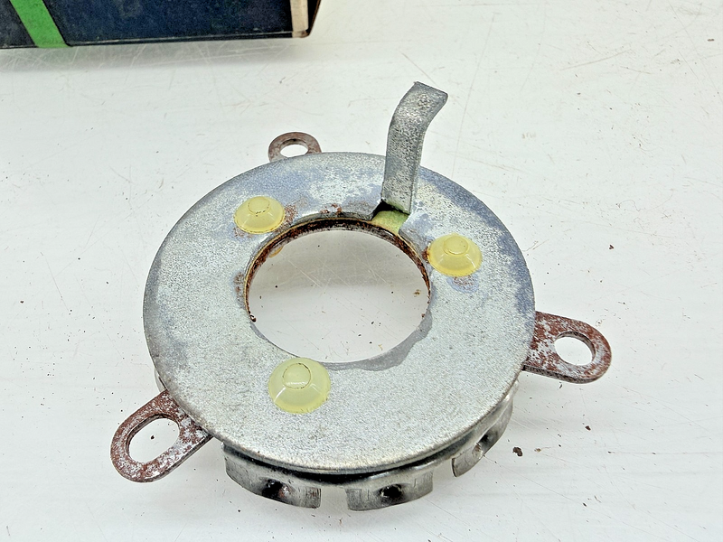 NOS 1963 - 1966 Chevrolet Corvette Impala Bel Air Horn Contact 769609 C71-63