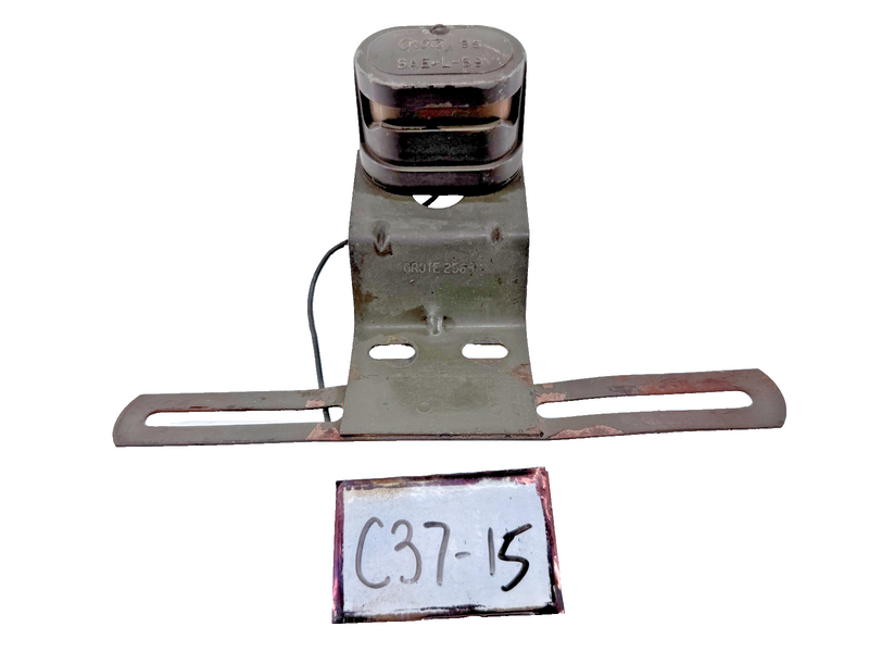 Vintag Grote 95 License Plate Light SAE-L-69 Willys Jeep Rat Rod Milirary C37-15
