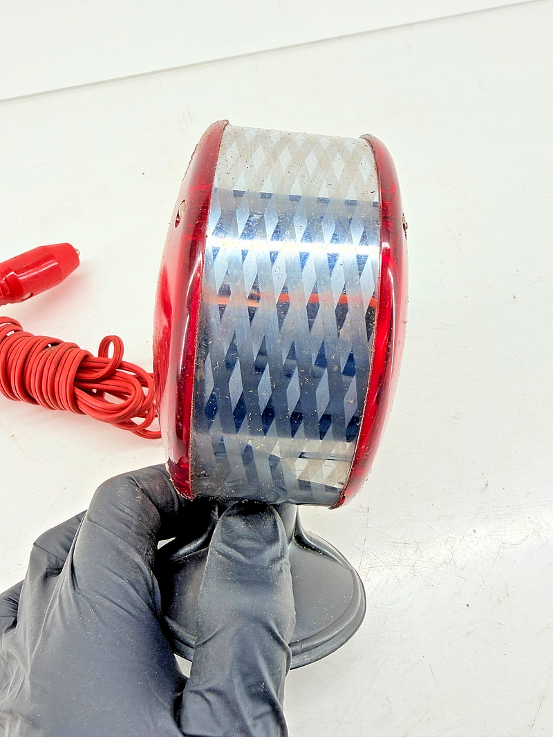 NOS SWISS BLINKER SAFETY LIGHT in Original Box GLO-BRITE 202 C57-81