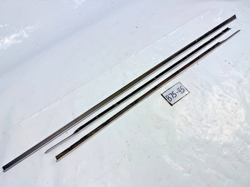 OEM 1959 1960 Chevy Impala WINDOW BELT LINE Moulding Trim Bel Air 59 B75-45