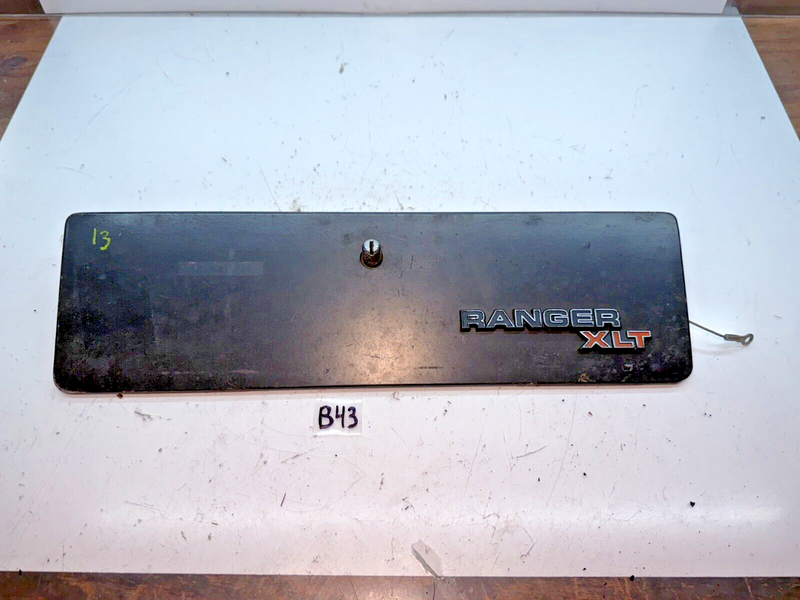 1973 1979 Ford F100 Truck Ranger XLT Dash Glove Box Door 78 77 76 75 B43-13