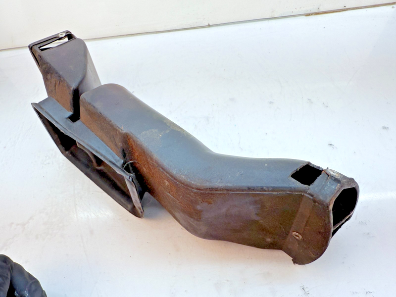 OEM 1968 - 1976 C3 CORVETTE LOWER FOOTWELL HEATER VENT DUCT 1969 1970 B82-41