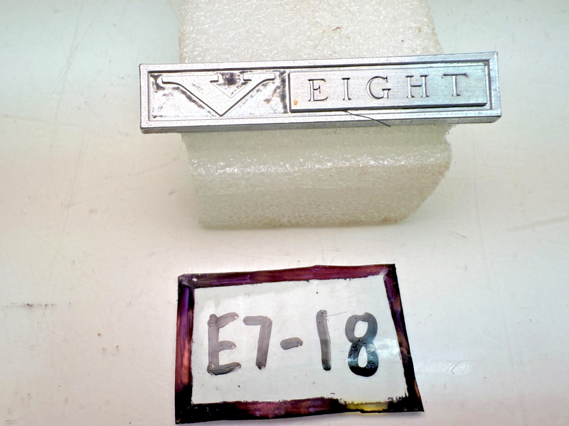 OEM 1966 1967 1968 Plymouth Barracuda Satellite V8 V Eight Fender Emblem E7-18